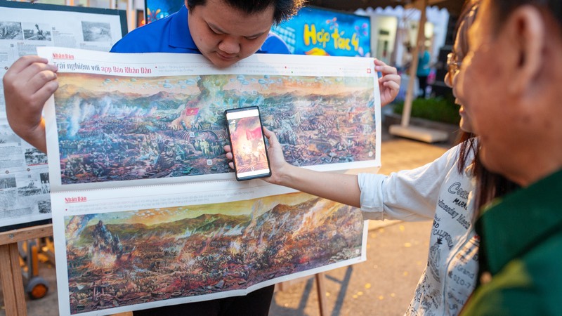 Tranh Panorama "Chiến dịch Điện Bi&ecirc;n Phủ"