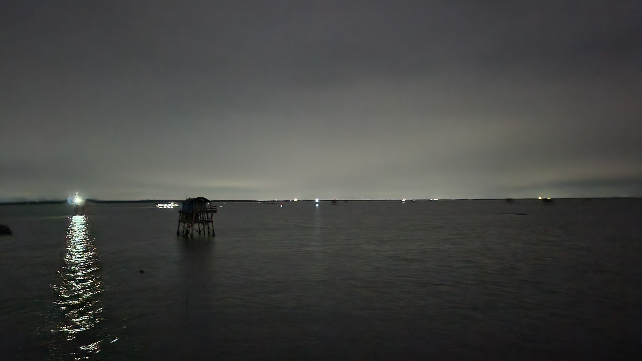 Ra đảo Nẹ ăn, ngủ cùng ngao- Ảnh 6.