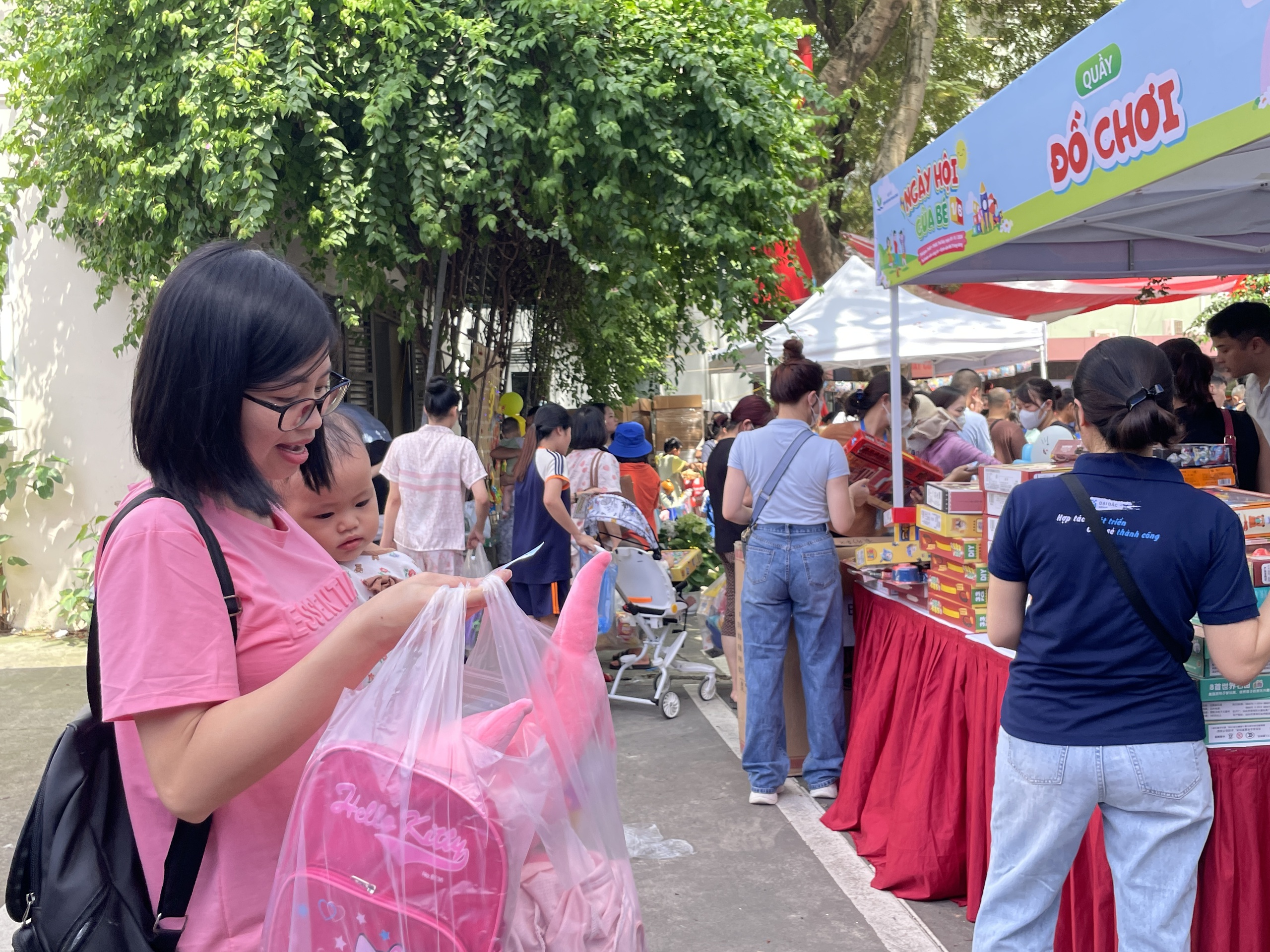 Tết thiếu nhi đặc biệt của những em bé trong bệnh viện- Ảnh 7.