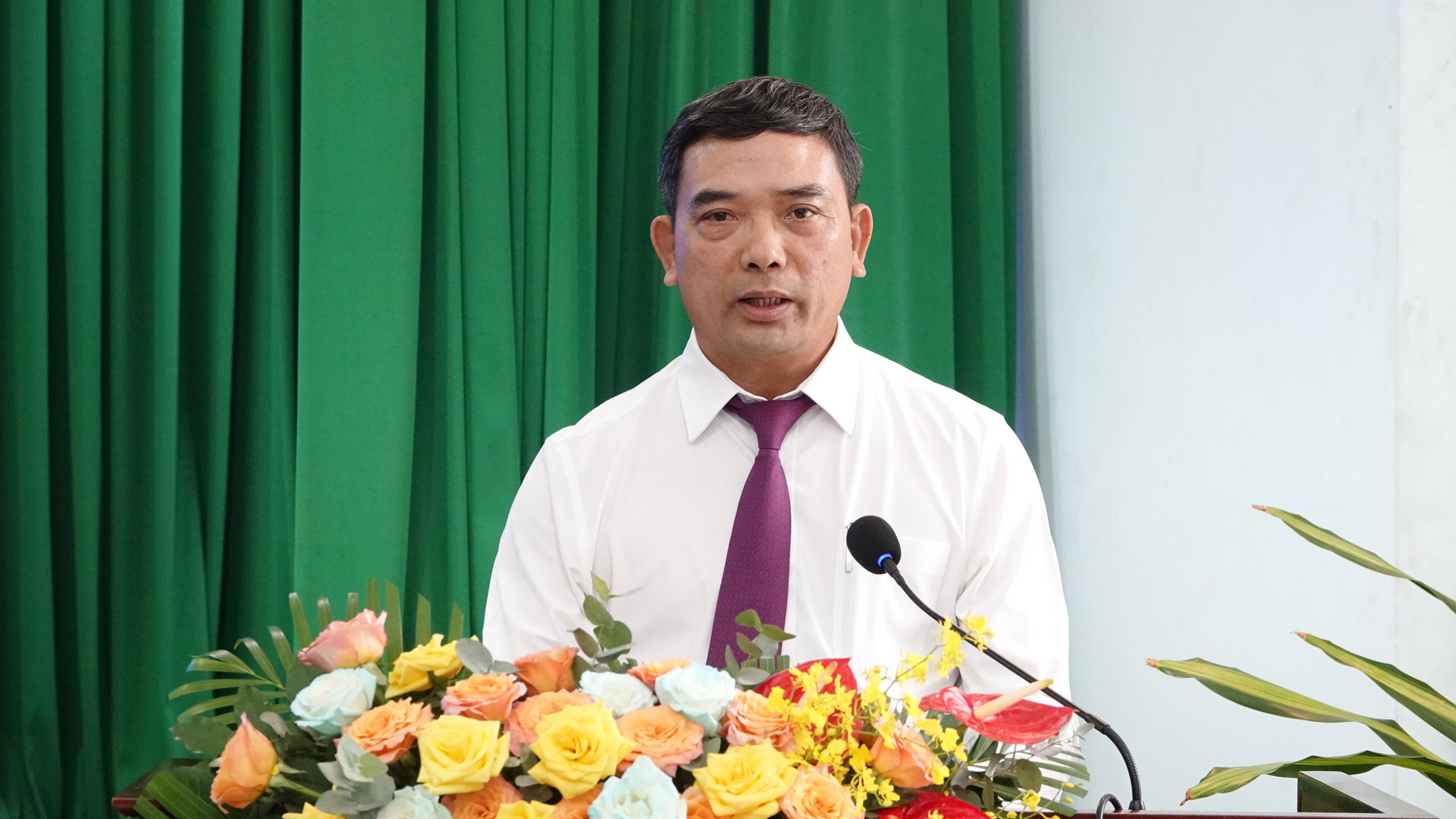 &Ocirc;ng Đỗ Anh Khang l&agrave;m Ph&oacute; Chủ tịch UBND TP Thủ Đức- Ảnh 1.