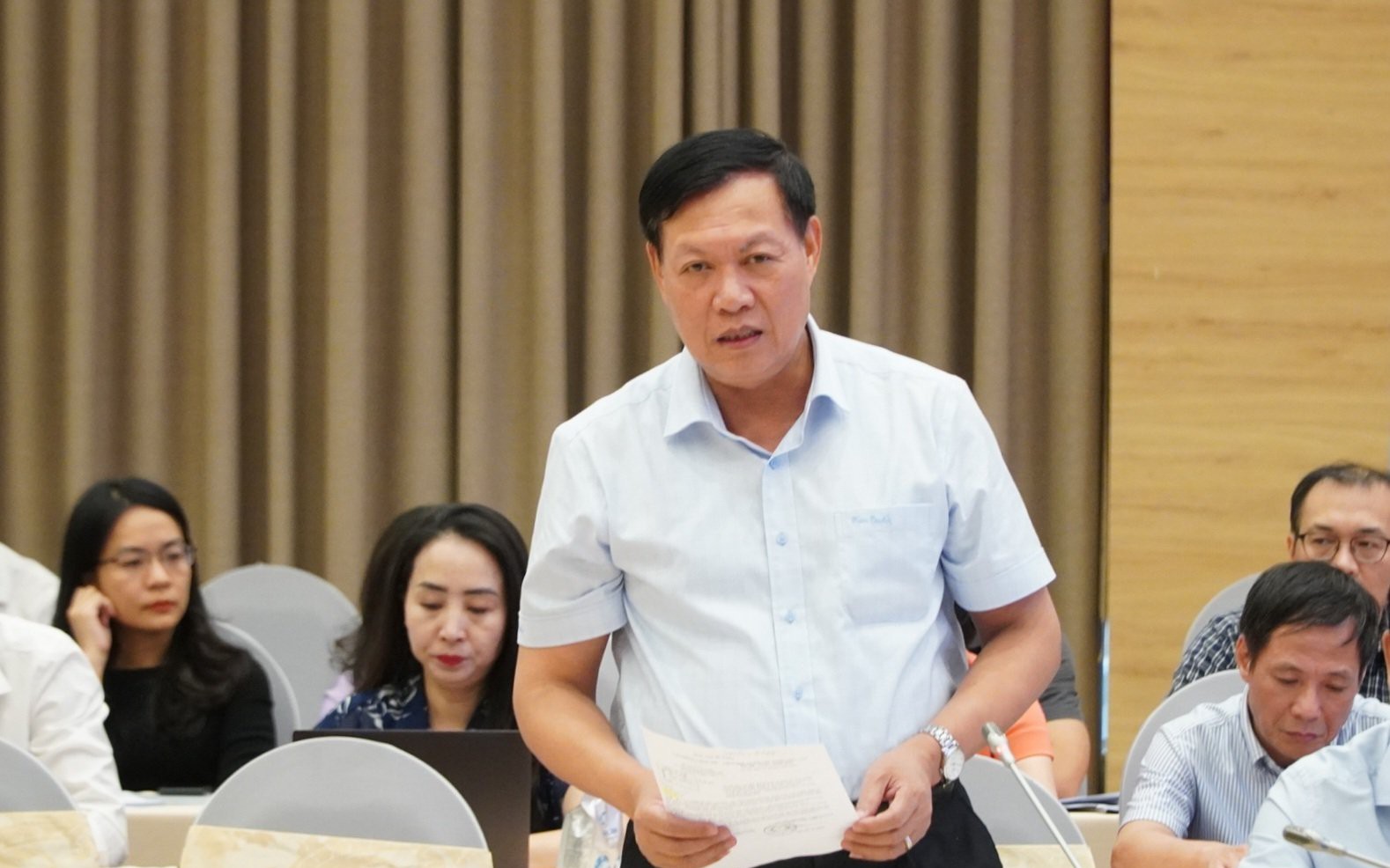 Thứ trưởng Bộ Y tế n&oacute;i về h&agrave;ng loạt vụ ngộ độc thực phẩm g&acirc;y lo lắng