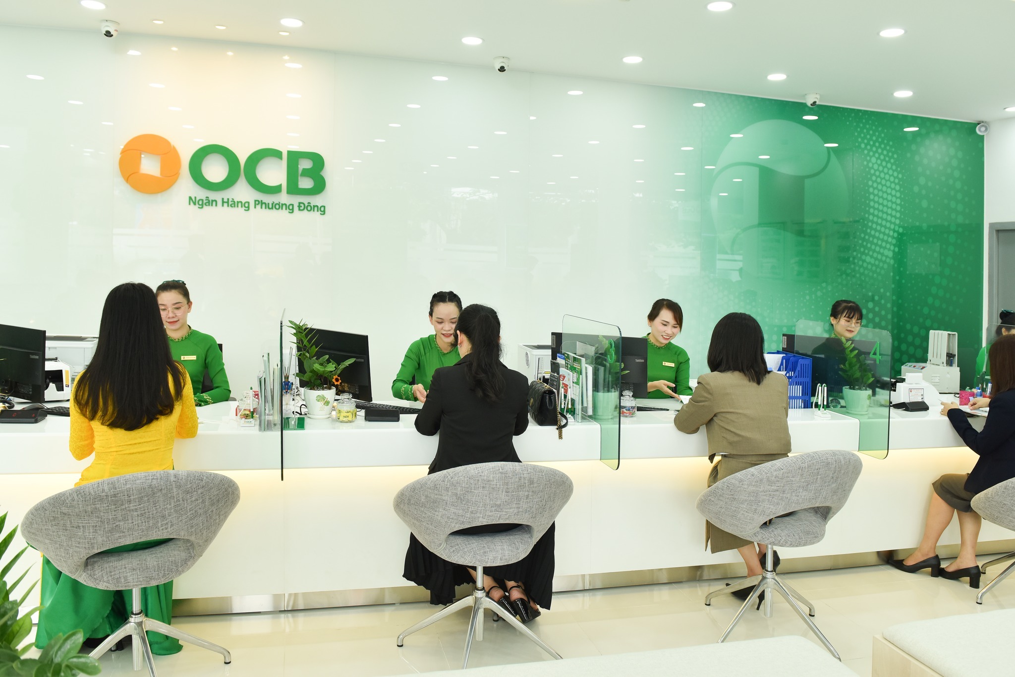 Những c&ocirc;ng việc ng&agrave;nh t&agrave;i ch&iacute;nh ng&acirc;n h&agrave;ng nhận lương "khủng"- Ảnh 3.