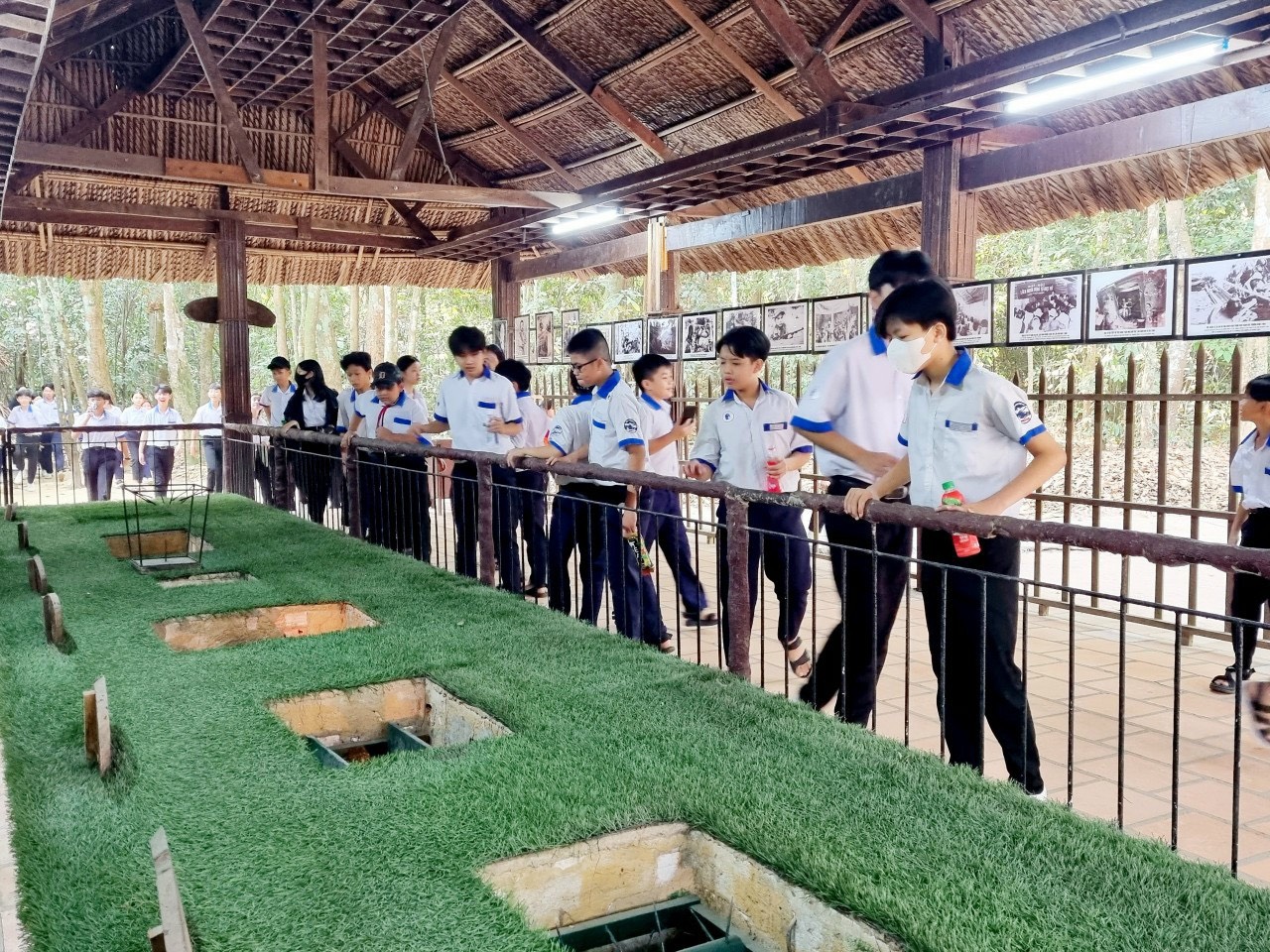 Kỳ vĩ "làng ngầm" dưới lòng đất- Ảnh 4.