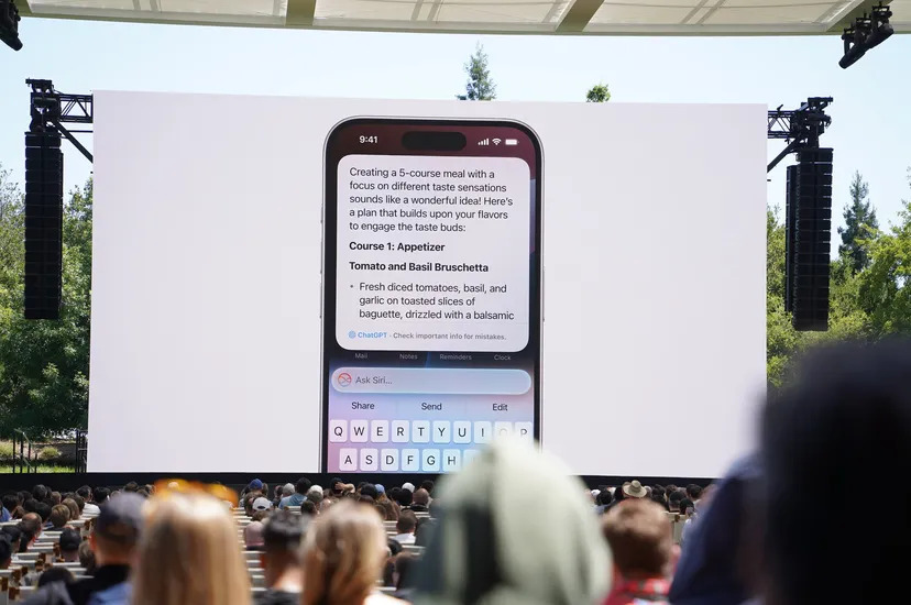 T&iacute;nh năng AI của Apple chỉ d&ugrave;ng được tr&ecirc;n iPhone 15 Pro v&agrave; Pro Max, chưa hỗ trợ tiếng Việt- Ảnh 1.