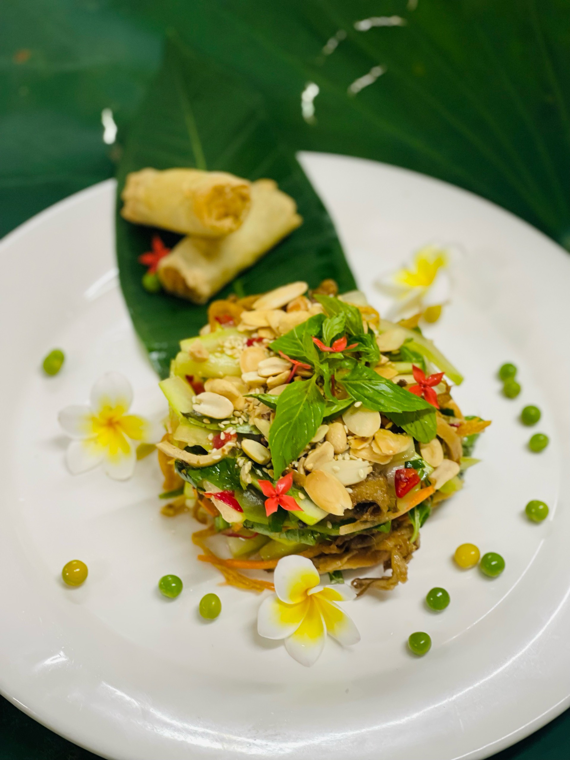 Th&aacute;ng 6 về Huế ăn chay- Ảnh 3.