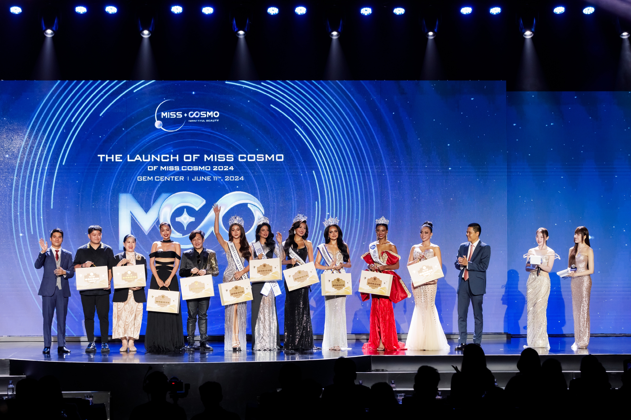 Miss Cosmo 2024 sẽ được tổ chức tại Việt Nam
- Ảnh 3.