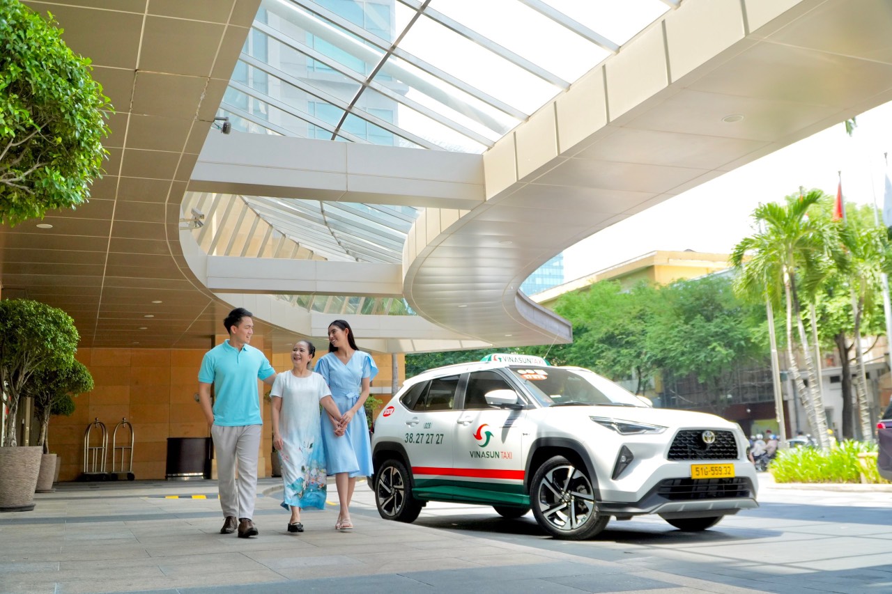 H&atilde;ng taxi đầu ti&ecirc;n đưa 806 xe Hybrid v&agrave;o hoạt động- Ảnh 2.