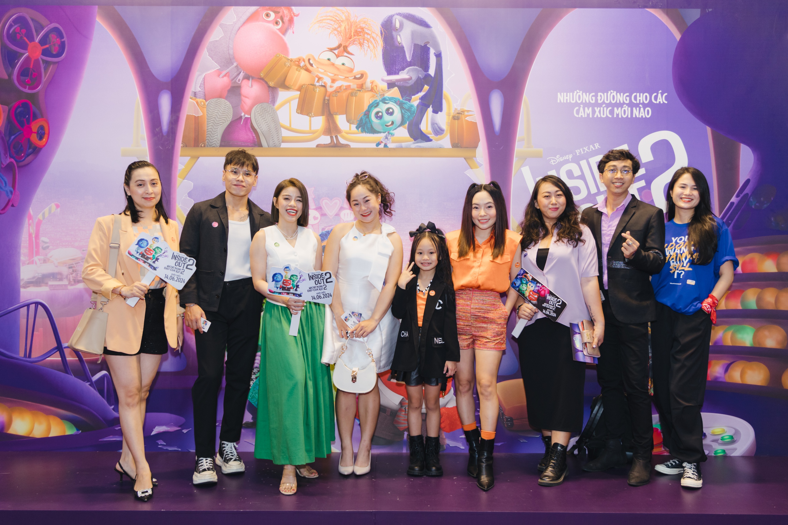 Hai con gái Quyền Linh duyên dáng thảm đỏ- Ảnh 7.