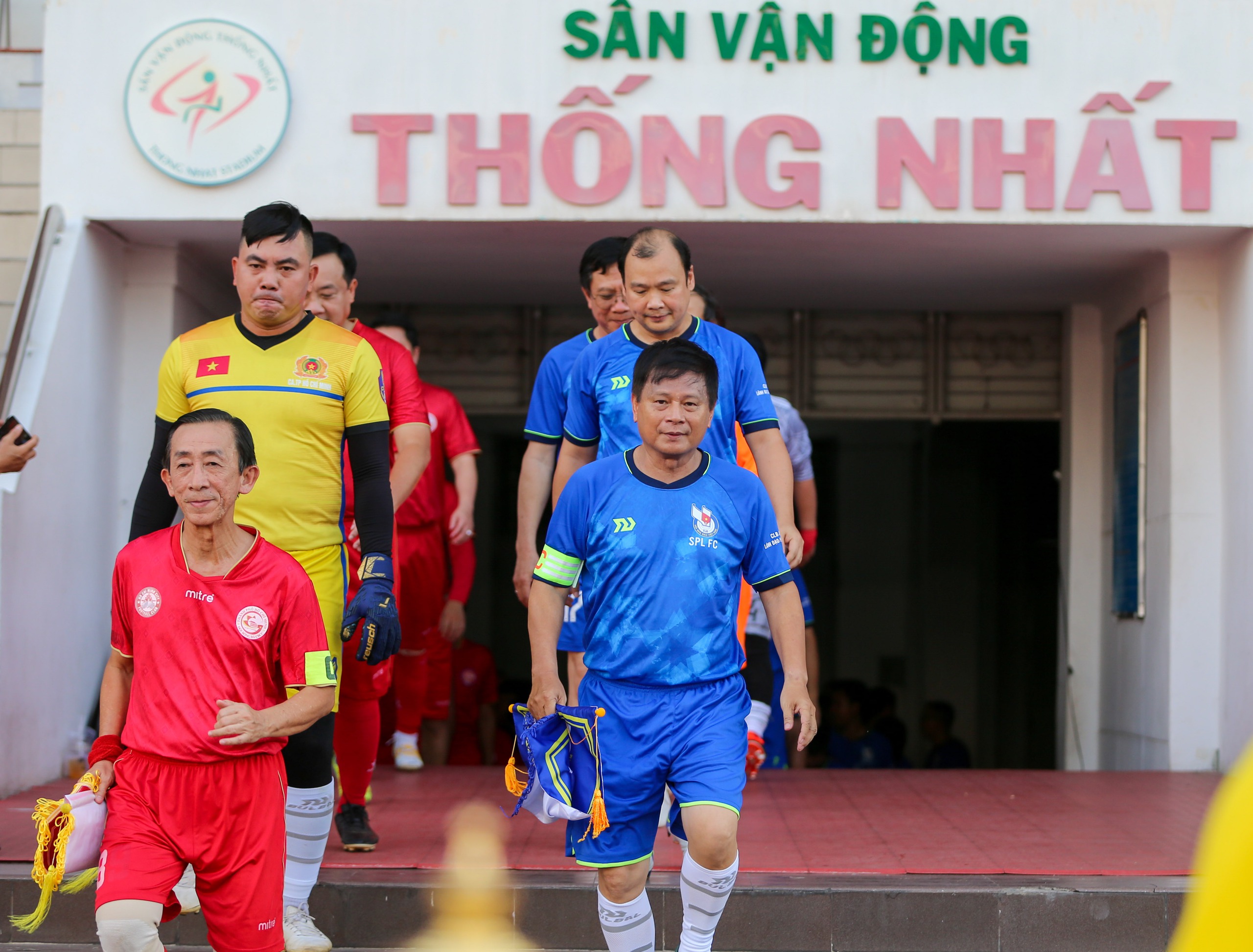 Trận b&oacute;ng &yacute; nghĩa ch&agrave;o mừng Ng&agrave;y B&aacute;o ch&iacute; c&aacute;ch mạng Việt Nam- Ảnh 1.