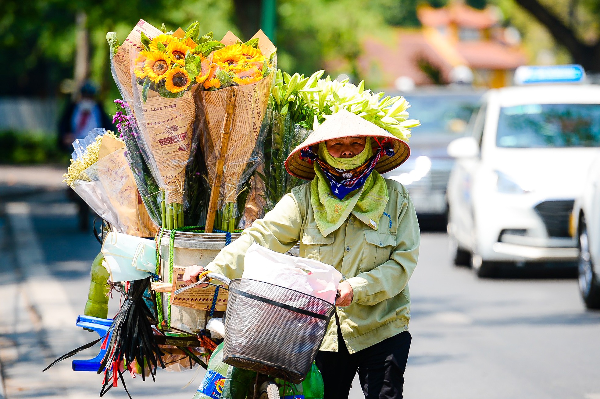 Bắc Bộ đ&oacute;n mưa lớn, Trung Bộ nắng n&oacute;ng đặc biệt gay gắt k&eacute;o d&agrave;i- Ảnh 1.