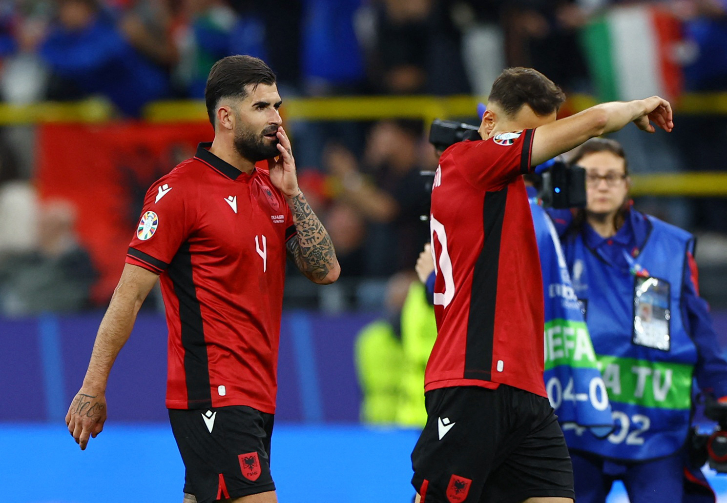 Euro 2024: &Yacute; ngược d&ograve;ng thắng Albania sau b&agrave;n thua nhanh nhất lịch sử- Ảnh 3.