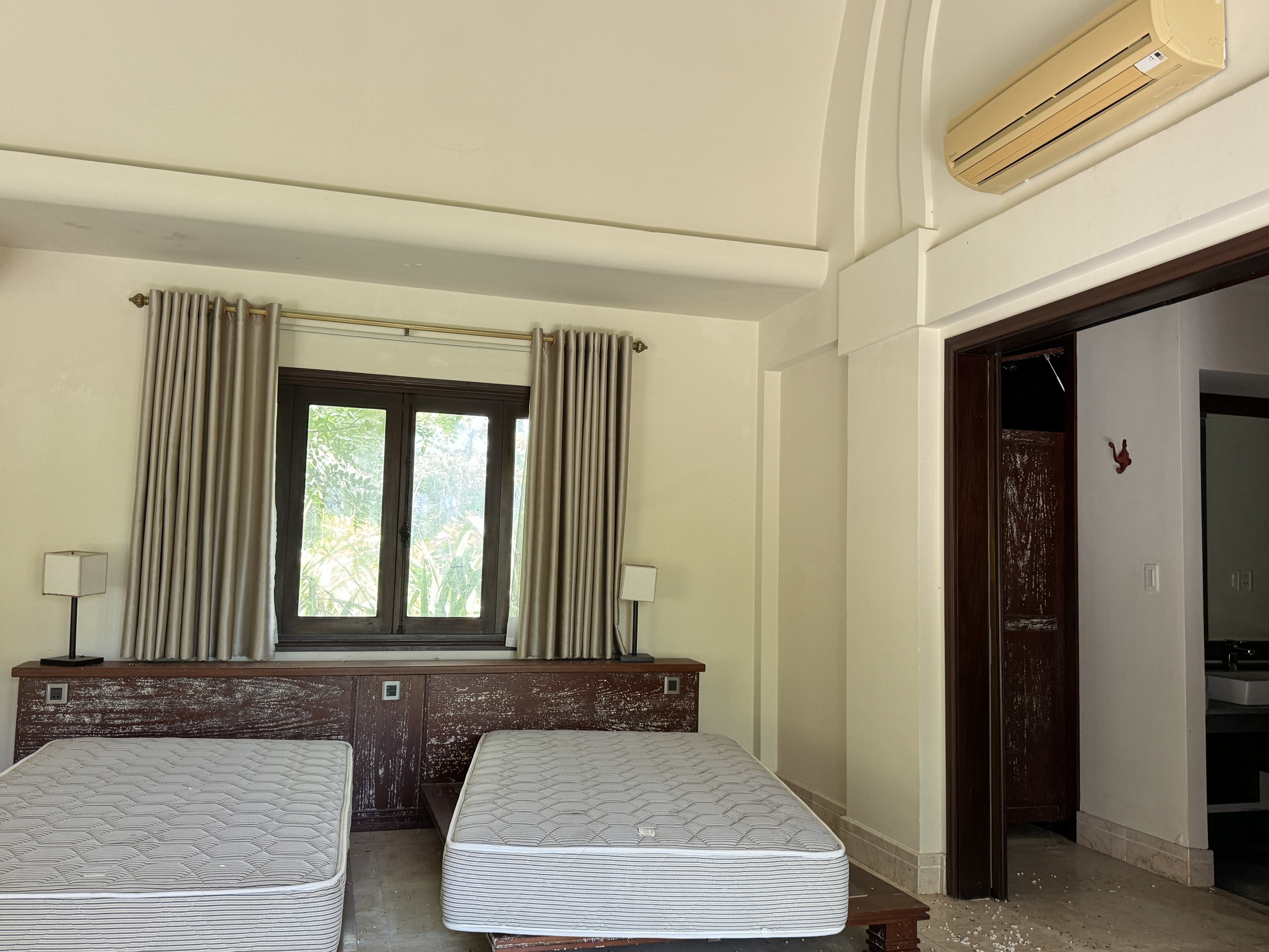 Resort triệu đô bỏ hoang ven biển Đà Nẵng- Ảnh 11.