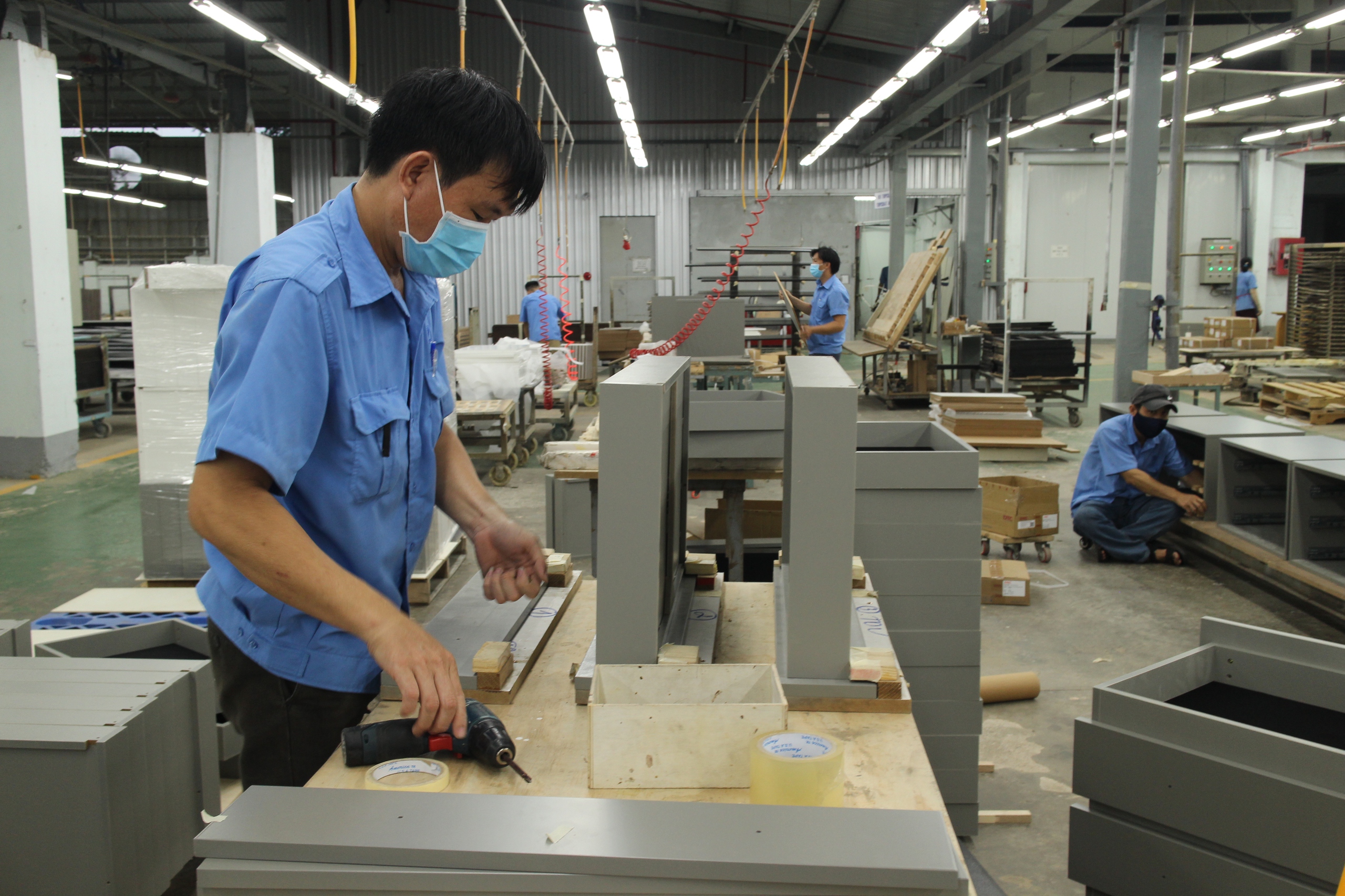 Nâng mức hưởng trợ cấp thất nghiệp lên 75% có phù hợp?- Ảnh 2.