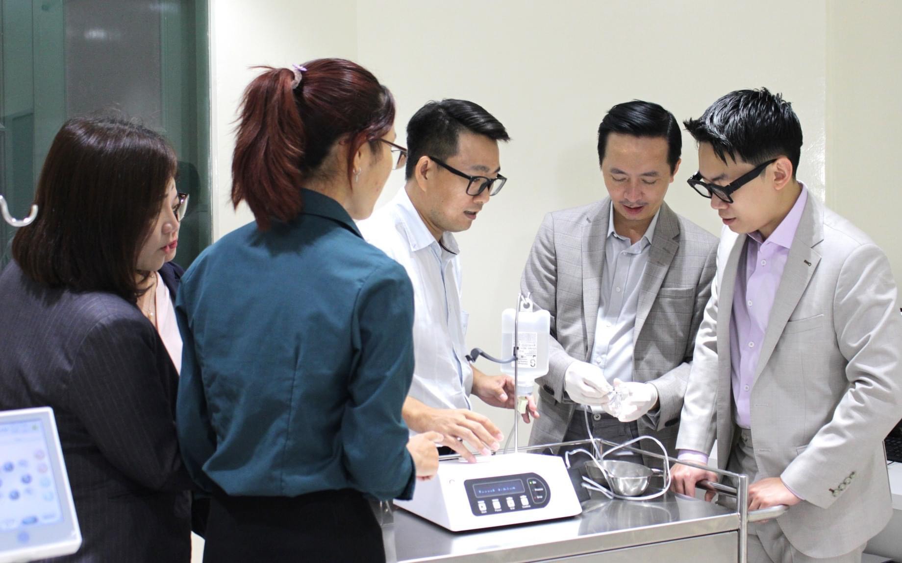 Nha khoa Elite chính thức ra mắt “Hệ thống làm sạch Implant nha khoa Galvo Surge”