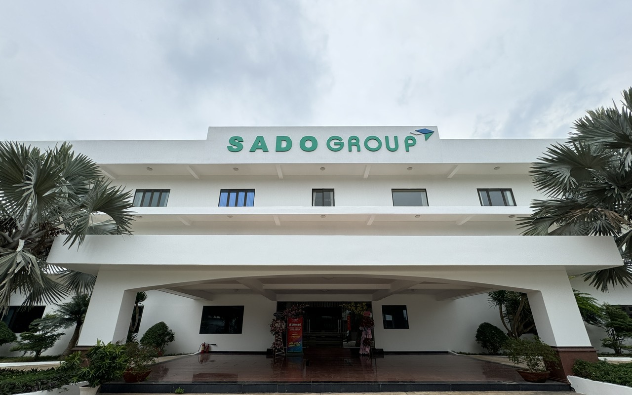 Kính SADO đã có chủ mới