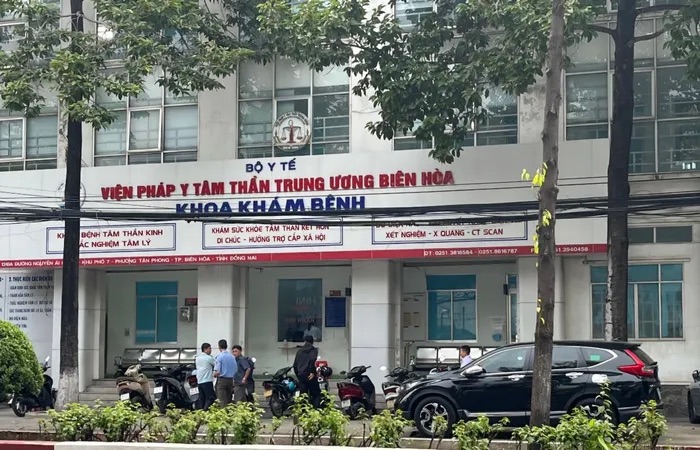 Bộ C&ocirc;ng an bắt th&ecirc;m Viện trưởng, Ph&oacute; viện trưởng Viện Ph&aacute;p y t&acirc;m thần Trung ương Bi&ecirc;n H&ograve;a- Ảnh 1.
