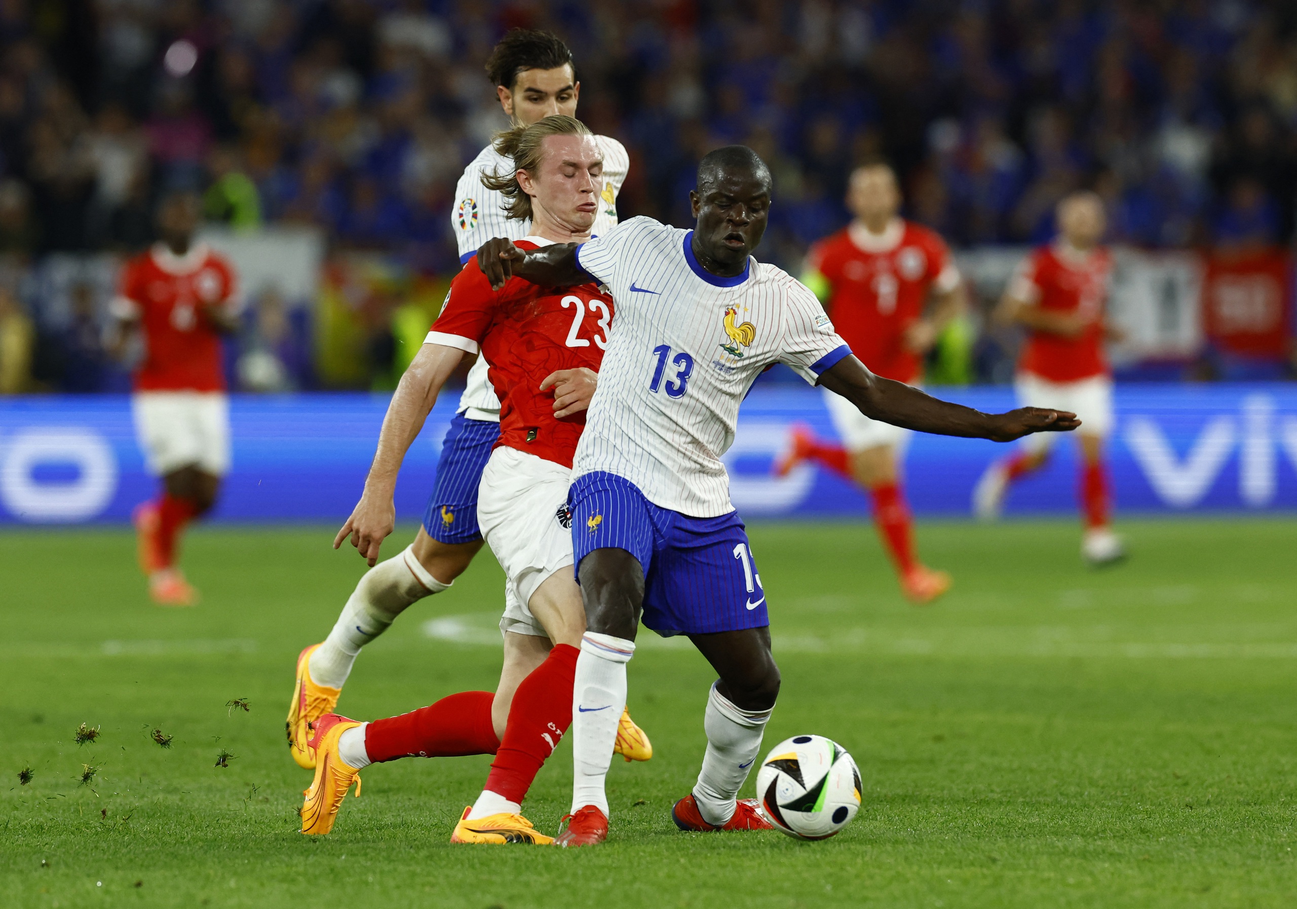 Euro 2024: Mbappe gi&uacute;p Ph&aacute;p thắng trận ra qu&acirc;n- Ảnh 4.