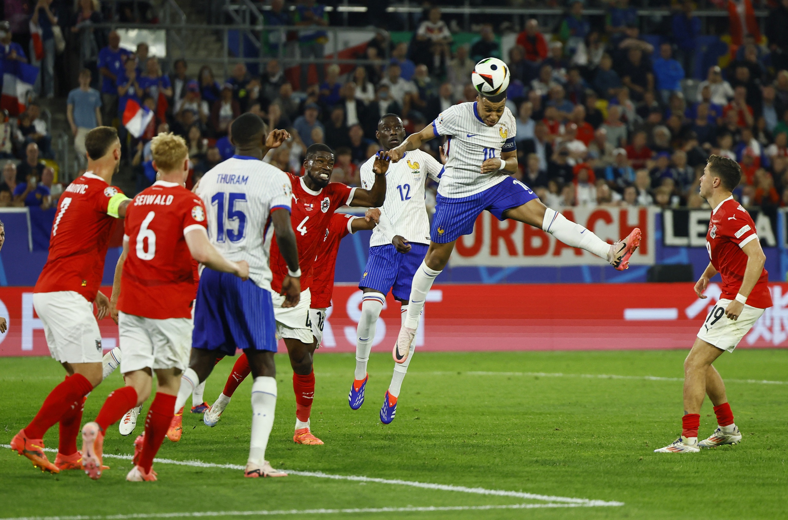 Euro 2024: Mbappe gi&uacute;p Ph&aacute;p thắng trận ra qu&acirc;n- Ảnh 2.
