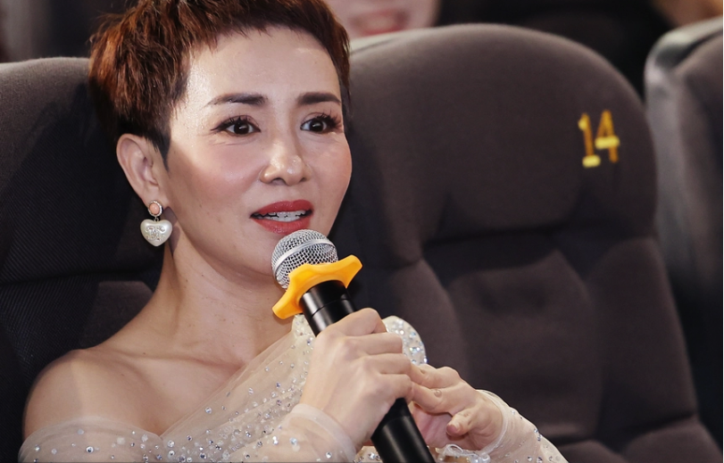 T&ugrave;ng Dương t&ocirc;n vinh phụ nữ Việt bằng "C&aacute;nh chim phượng ho&agrave;ng"- Ảnh 4.
