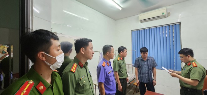 Một Trưởng khoa Bệnh viện Tâm thần Trung ương I bị bắt- Ảnh 1.