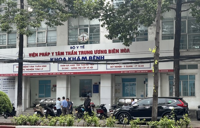 Bộ trưởng Y tế n&oacute;i g&igrave; về việc l&atilde;nh đạo Viện Ph&aacute;p y t&acirc;m thần bị bắt?- Ảnh 2.