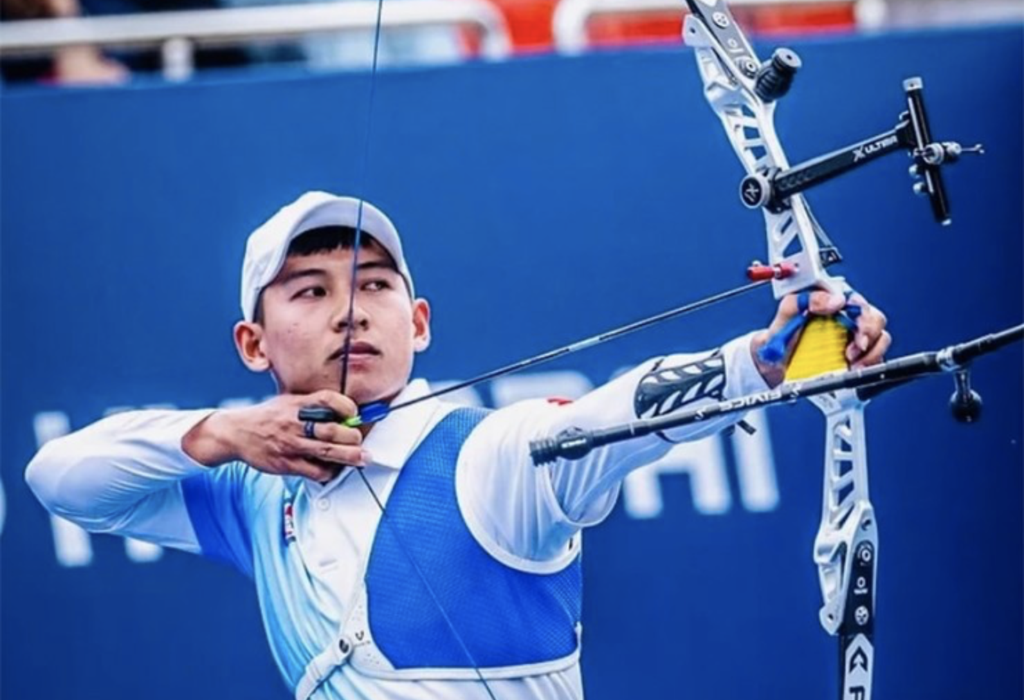 Cung thủ L&ecirc; Quốc Phong gi&agrave;nh suất Olympic thứ 12 cho thể thao Việt Nam- Ảnh 1.