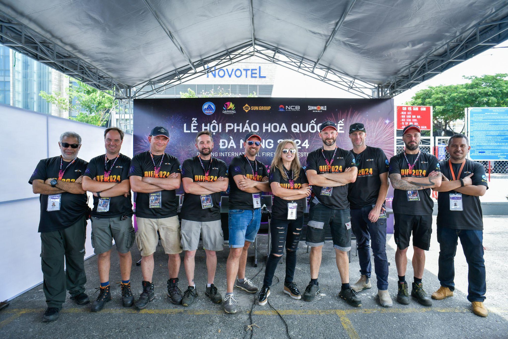Lễ hội ph&aacute;o hoa quốc tế Đ&agrave; Nẵng: Chuyện chưa kể về chuyến phi&ecirc;u lưu của hơn 45.000 quả ph&aacute;o- Ảnh 3.