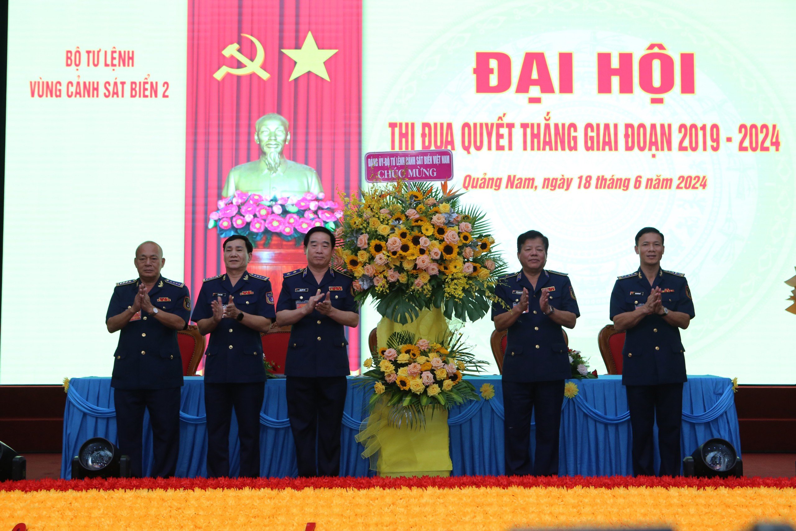 Trung tướng Bùi Quốc Oai dự hội nghị tại Vùng Cảnh sát biển 2- Ảnh 3.