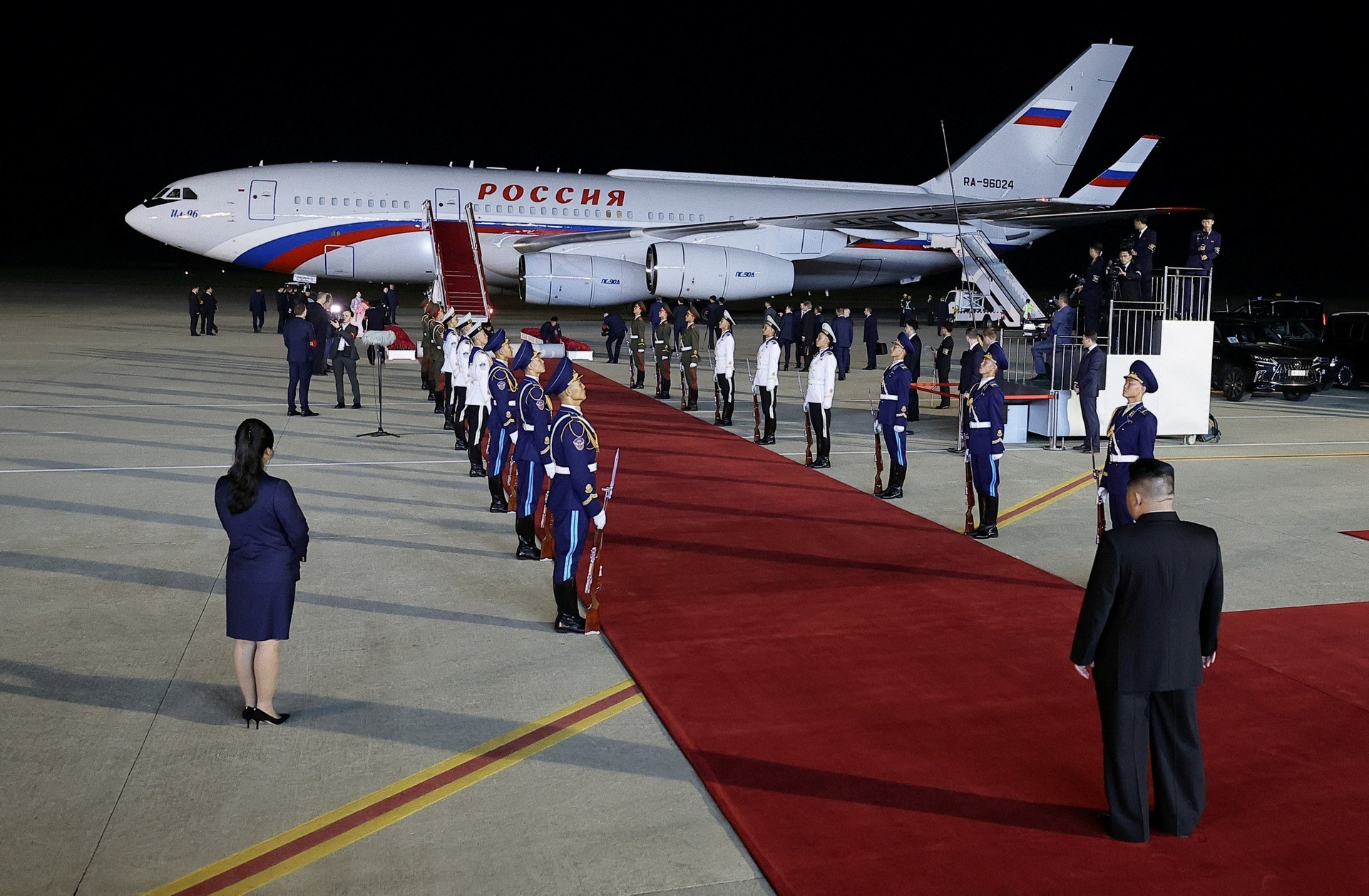 Triều Tiên long trọng đón tiếp Tổng thống Nga Putin
- Ảnh 1.