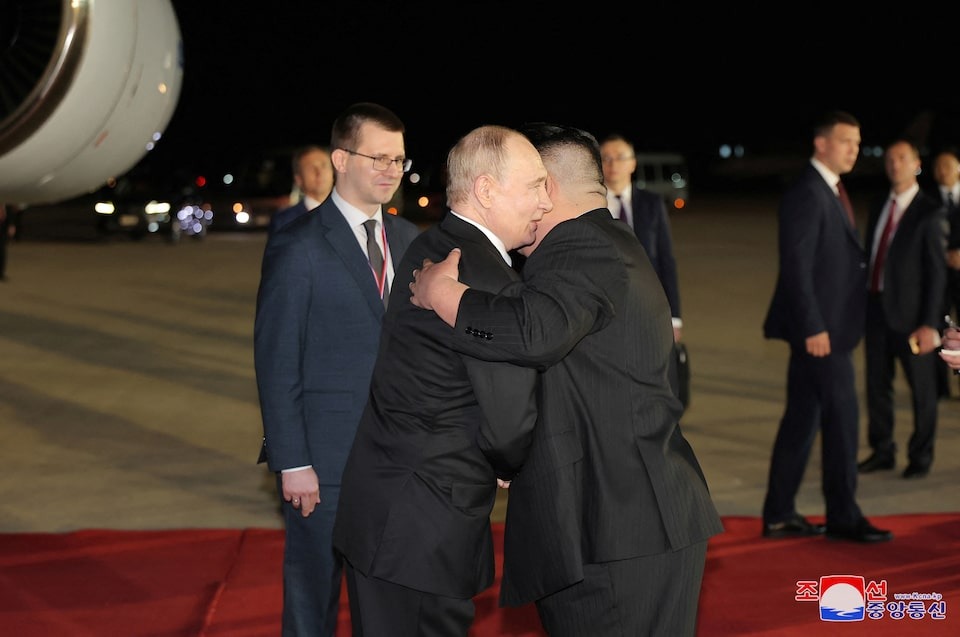 Triều Tiên long trọng đón tiếp Tổng thống Nga Putin
- Ảnh 4.