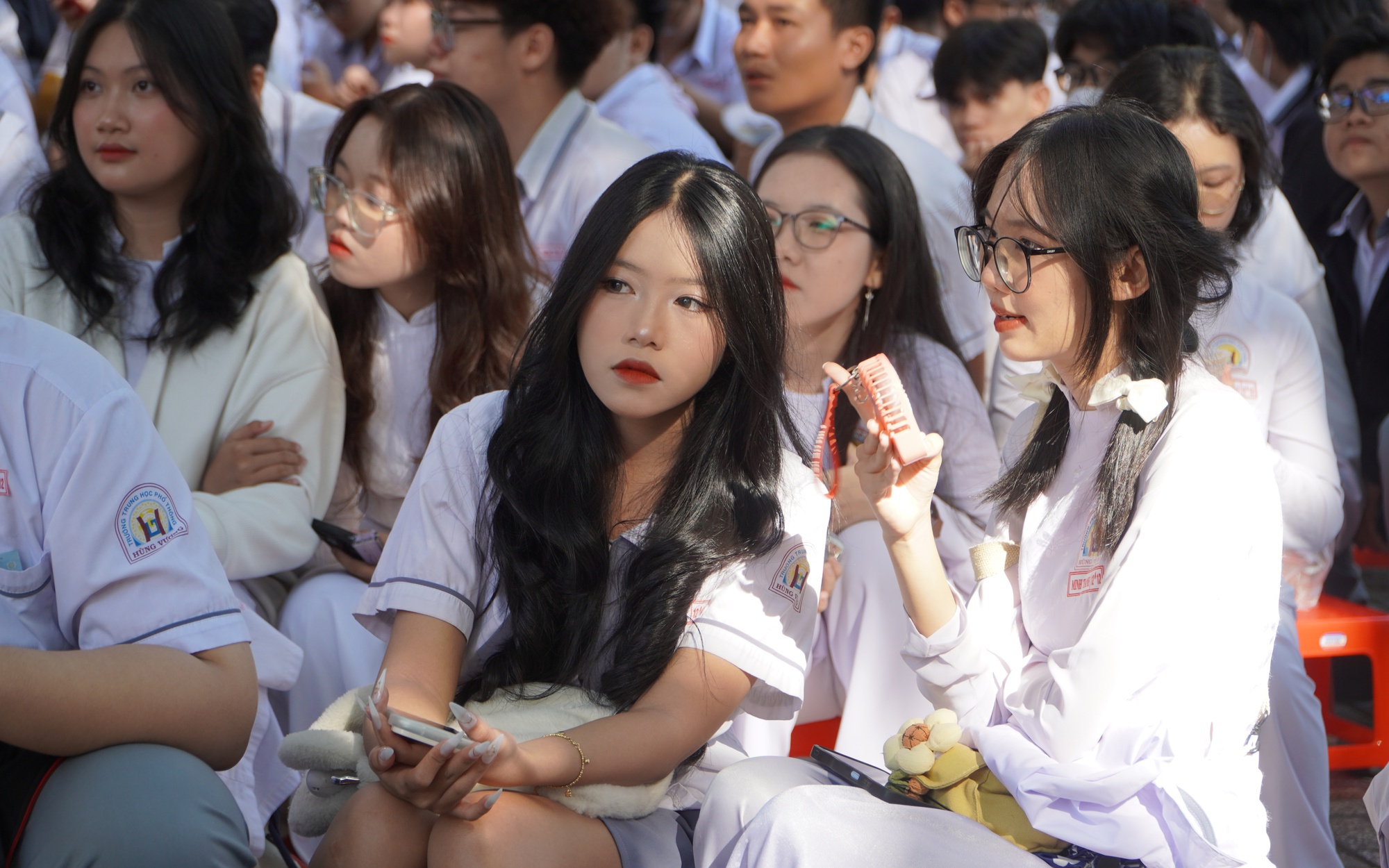Xúc động thư cô hiệu trưởng gửi học sinh lớp 5 ngày chuyển cấp - Ảnh 2.