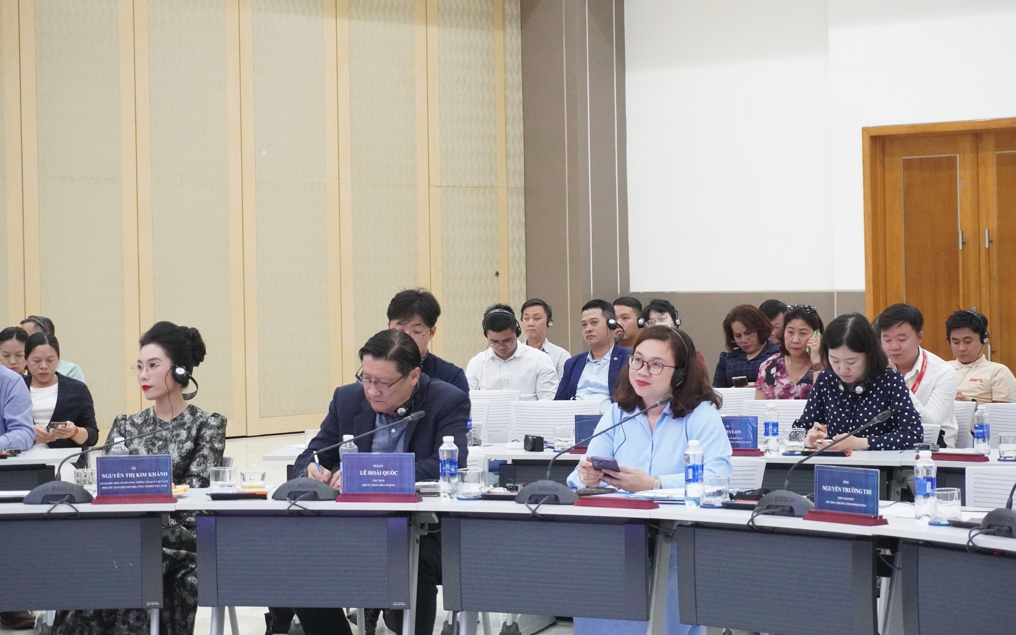 Ph&aacute;t triển khu c&ocirc;ng nghiệp bền vững v&agrave; th&ocirc;ng minh tại Việt Nam