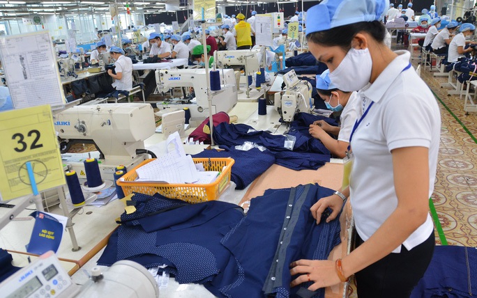 Lãnh đạo Tập đoàn Dệt may "hé lộ" kế hoạch sản xuất quần áo chống cháy