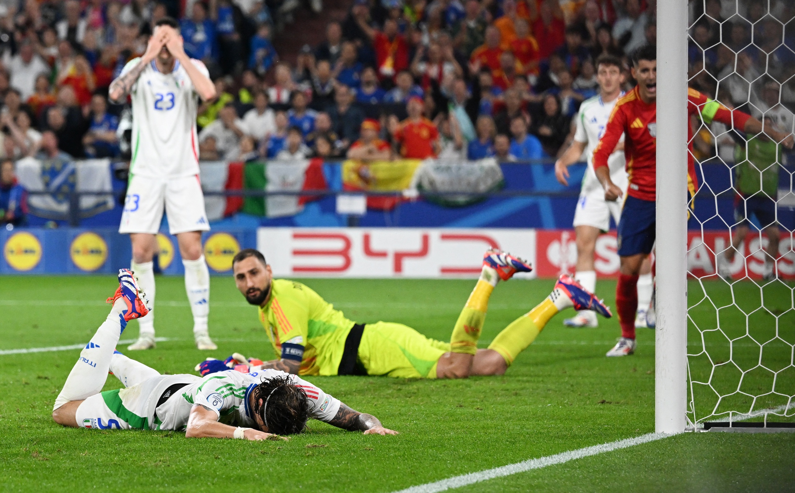 Hạ gục đương kim v&ocirc; địch, T&acirc;y Ban Nha v&agrave;o v&ograve;ng 1/8 Euro 2024- Ảnh 4.