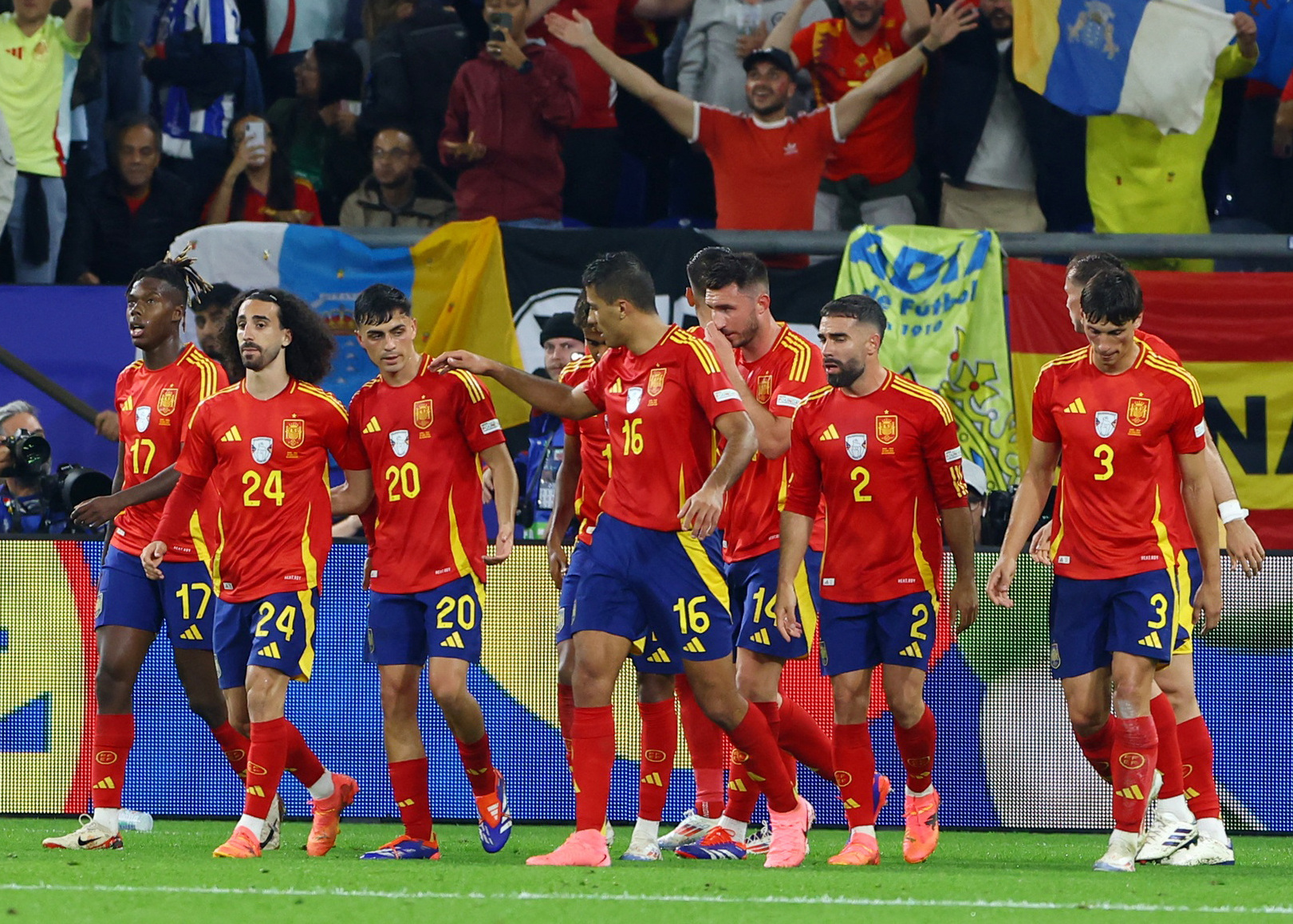 Hạ gục đương kim v&ocirc; địch, T&acirc;y Ban Nha v&agrave;o v&ograve;ng 1/8 Euro 2024- Ảnh 7.