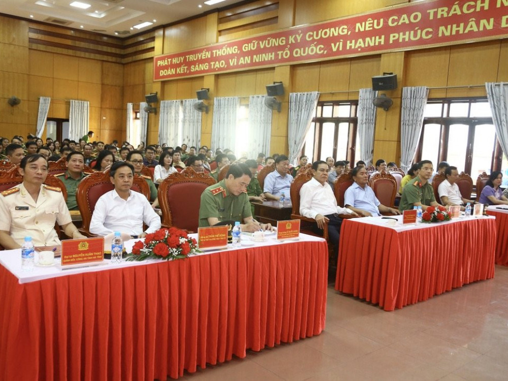 Đồng Nai, Hà Tĩnh có tân giám đốc Công an tỉnh- Ảnh 1.