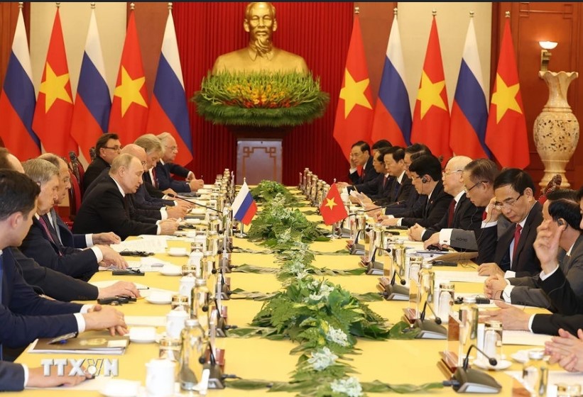Hơn 20 giờ Tổng thống Putin ở H&agrave; Nội- Ảnh 8.