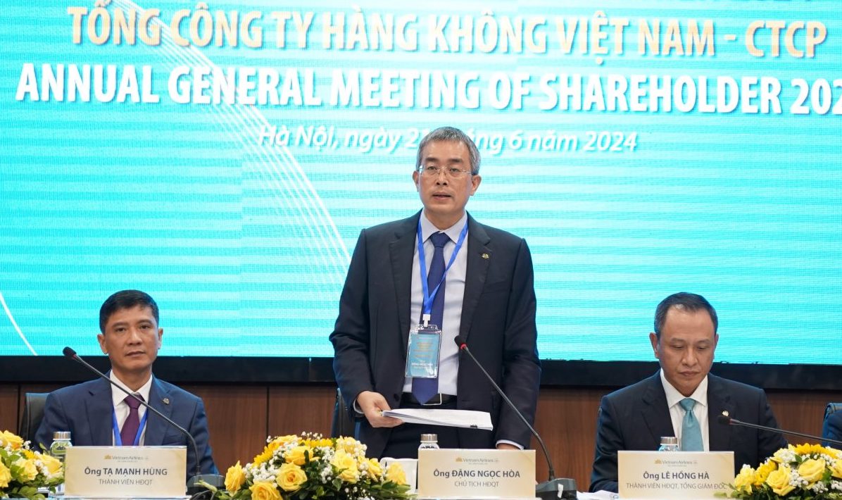 Chủ tịch Vietnam Airlines n&oacute;i về việc khi n&agrave;o cổ phiếu HVN hết bị hạn chế giao dịch- Ảnh 1.