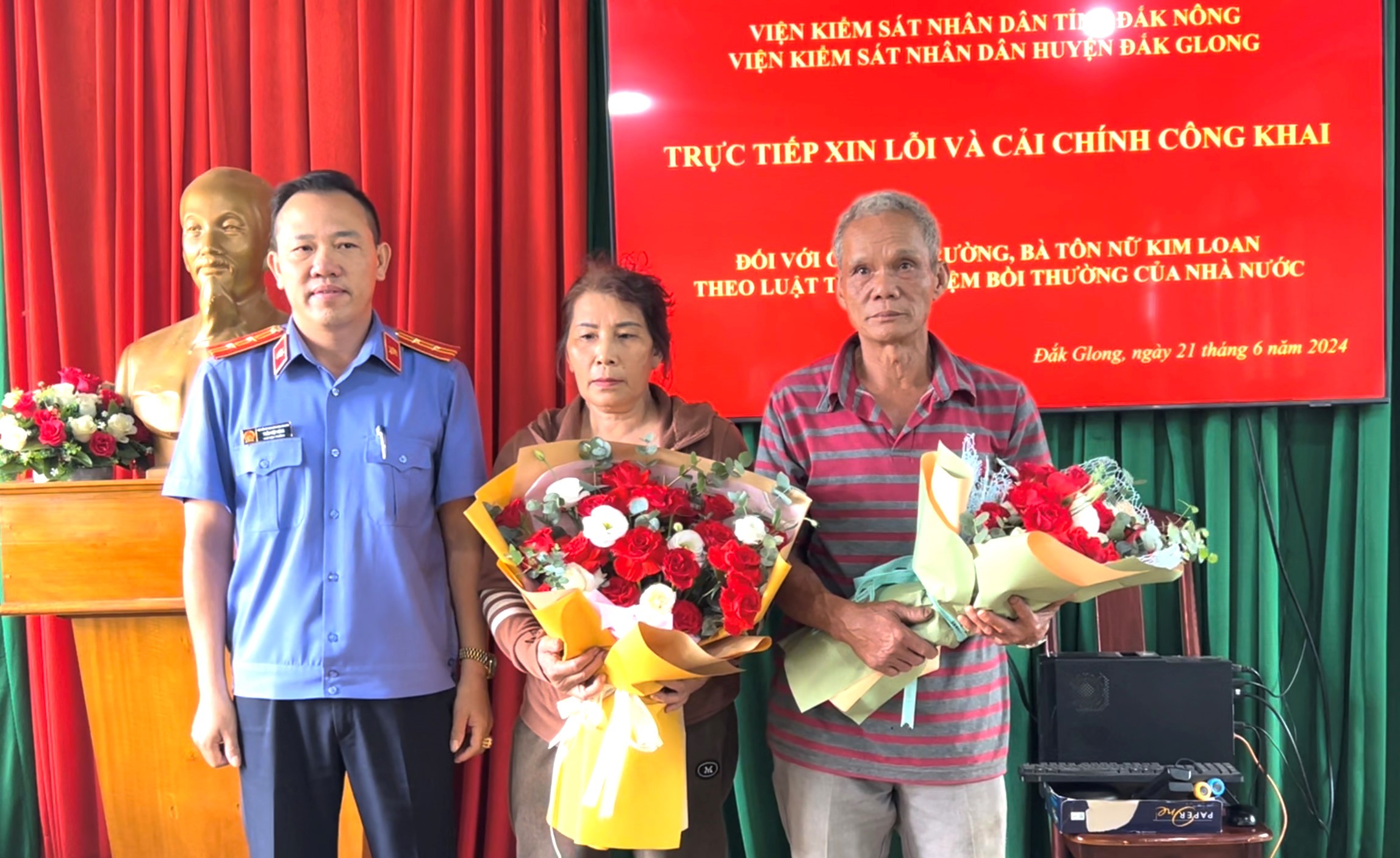Xin lỗi c&ocirc;ng khai 2 vợ chồng bị bắt giam oan sai 4 th&aacute;ng- Ảnh 2.