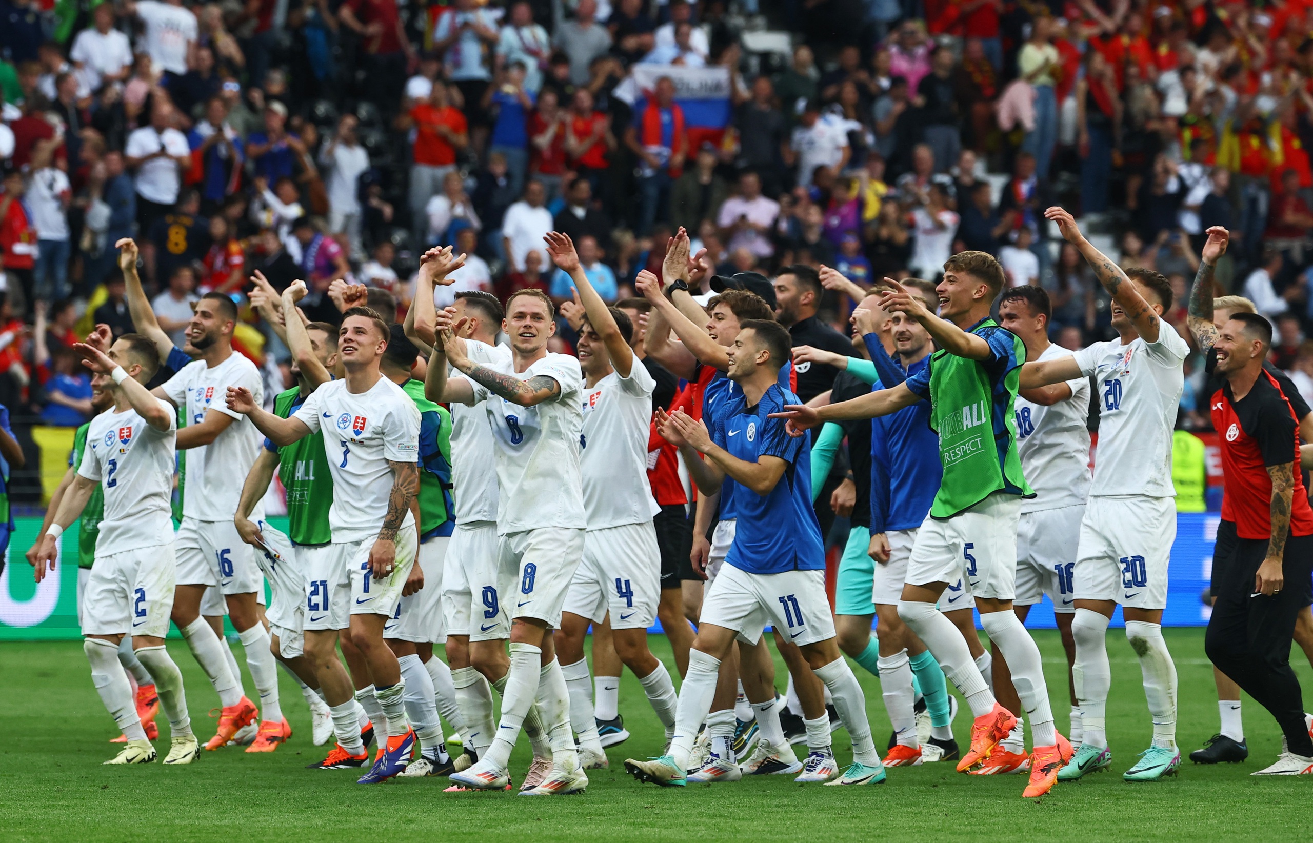 Euro 2024: Soi tỉ số đại chiến H&agrave; Lan - Ph&aacute;p, Slovakia - Ukraine, Ba Lan - &Aacute;o- Ảnh 6.