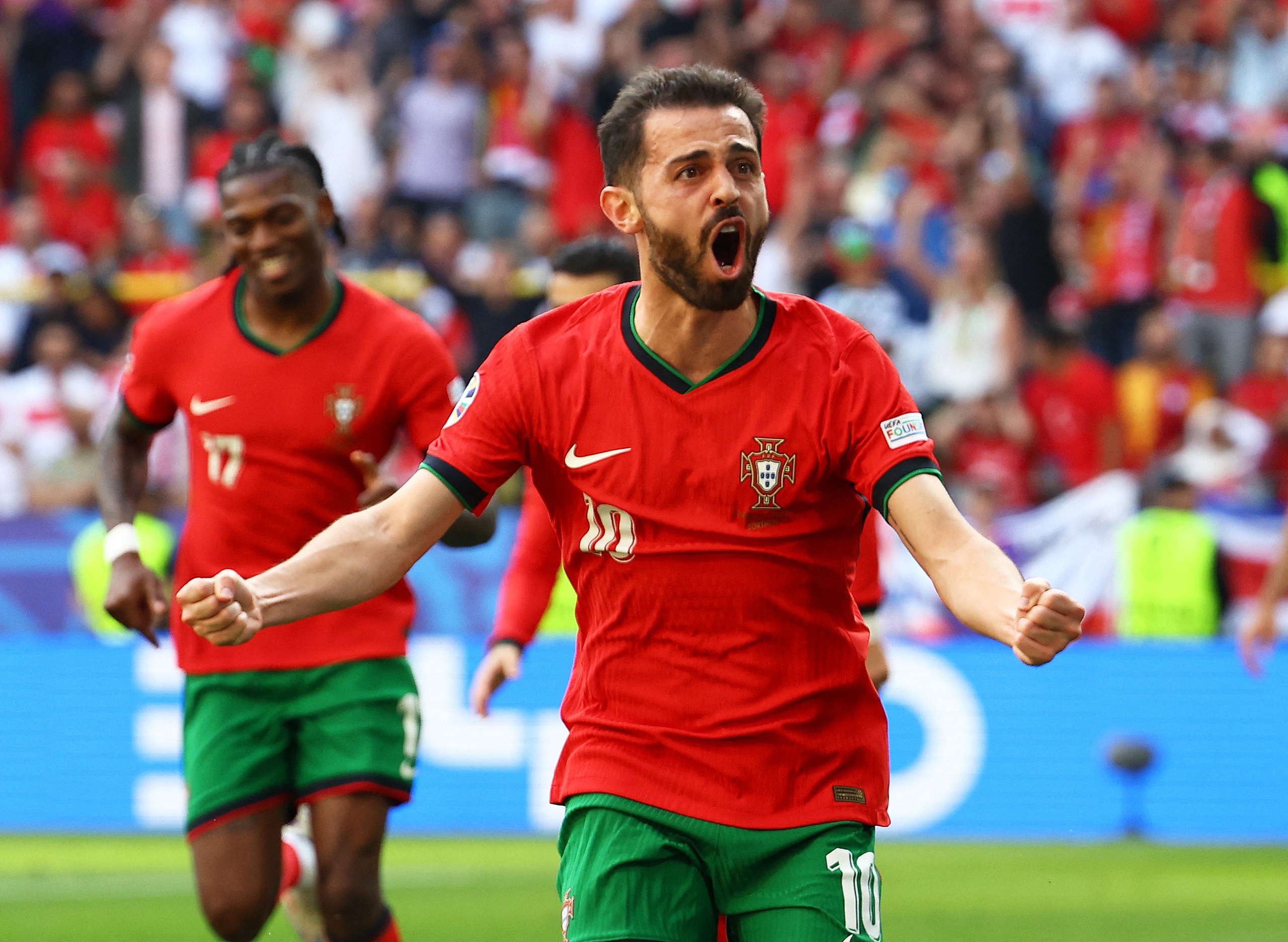 Euro 2024: Thắng vùi dập Thổ Nhĩ Kỳ, Bồ Đào Nha giành vé vòng 1/8- Ảnh 3.