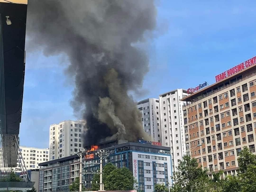Nguy&ecirc;n nh&acirc;n vụ ch&aacute;y lớn tại to&agrave; nh&agrave; 9 tầng- Ảnh 2.