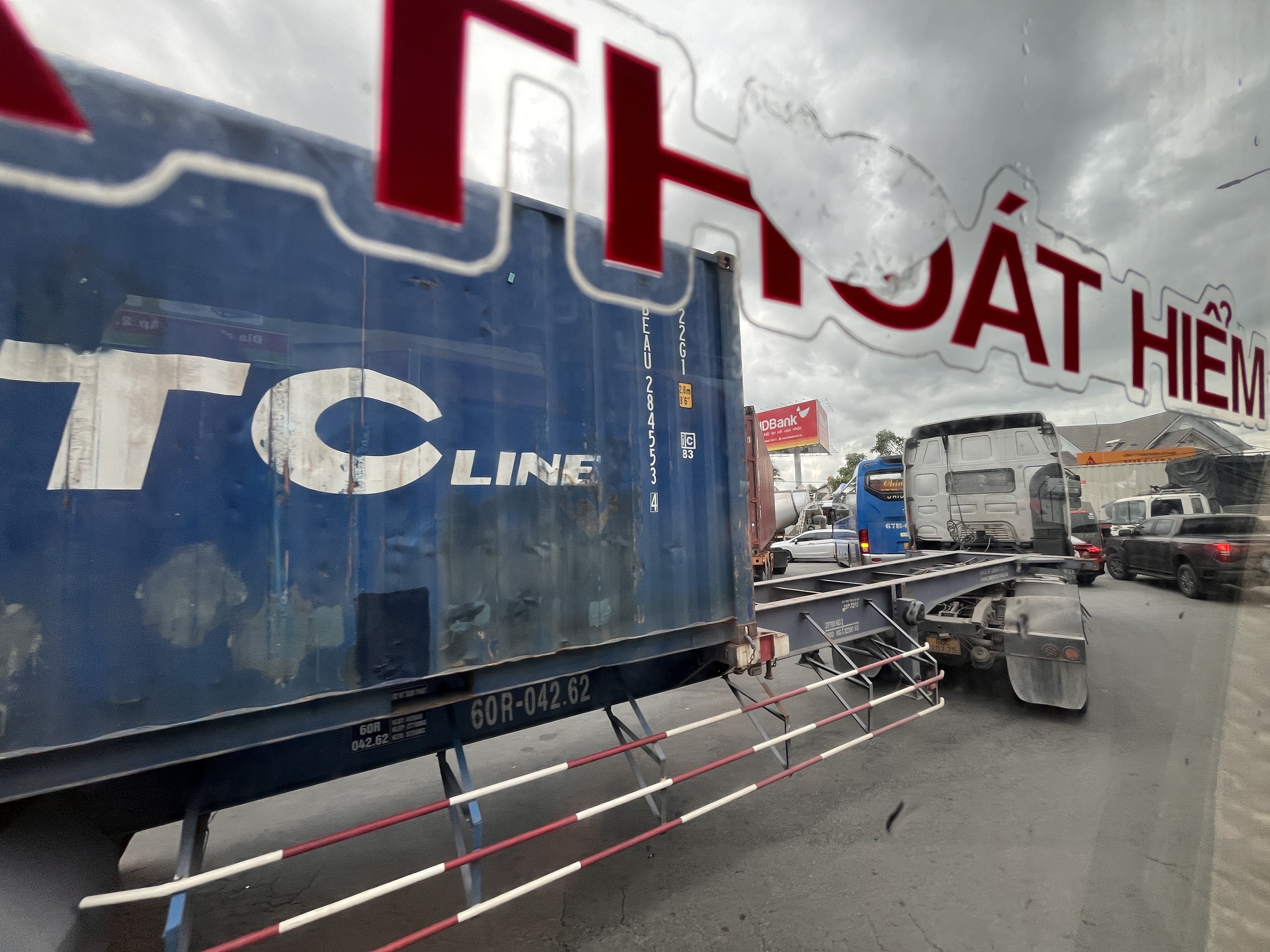 Kẹt xe kinh ho&agrave;ng tr&ecirc;n tuyến cao tốc TP HCM - Long Th&agrave;nh v&agrave; Quốc lộ 51- Ảnh 7.