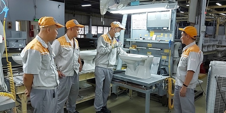 Tăng lương cơ sở từ 1,8 đồng l&ecirc;n 2,34 triệu đồng, tổng thu nhập từ 1-7 thế n&agrave;o?- Ảnh 1.
