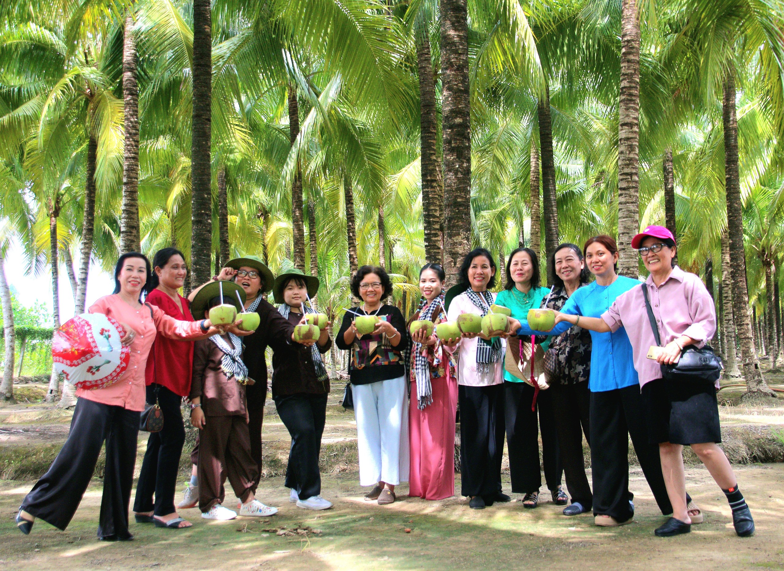 Ph&aacute;t triển du lịch xanh, bền vững- Ảnh 2.