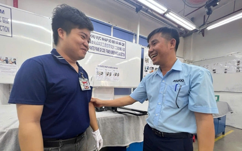 NÂNG BƯỚC NGƯỜI LAO ĐỘNG: Người thủ lĩnh Công đoàn tận tụy