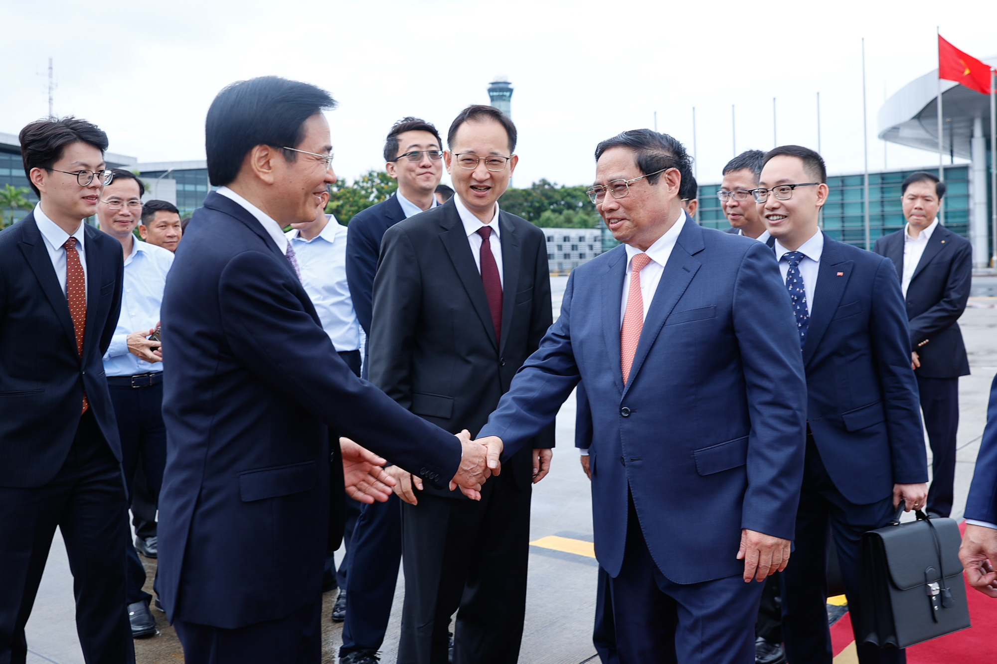 Thủ tướng Phạm Minh Ch&iacute;nh l&ecirc;n đường c&ocirc;ng du Trung Quốc- Ảnh 3.