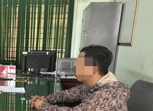 Triệu tập người đ&agrave;n &ocirc;ng b&ocirc;i nhọ lực lượng Cảnh s&aacute;t giao th&ocirc;ng tr&ecirc;n mạng x&atilde; hội- Ảnh 1.