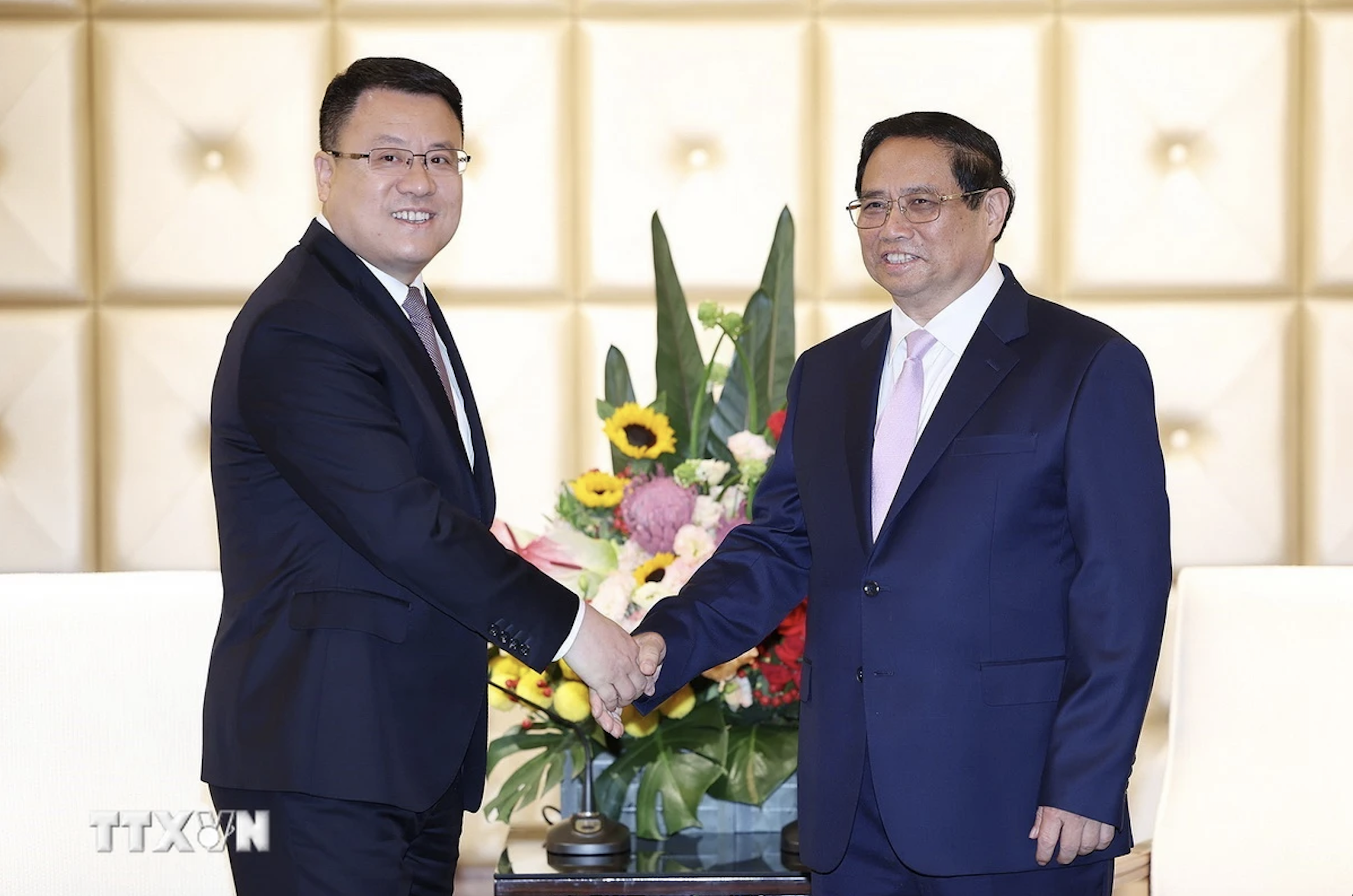 Thủ tướng Phạm Minh Ch&iacute;nh hội đ&agrave;m với Thủ tướng Trung Quốc L&yacute; Cường- Ảnh 5.