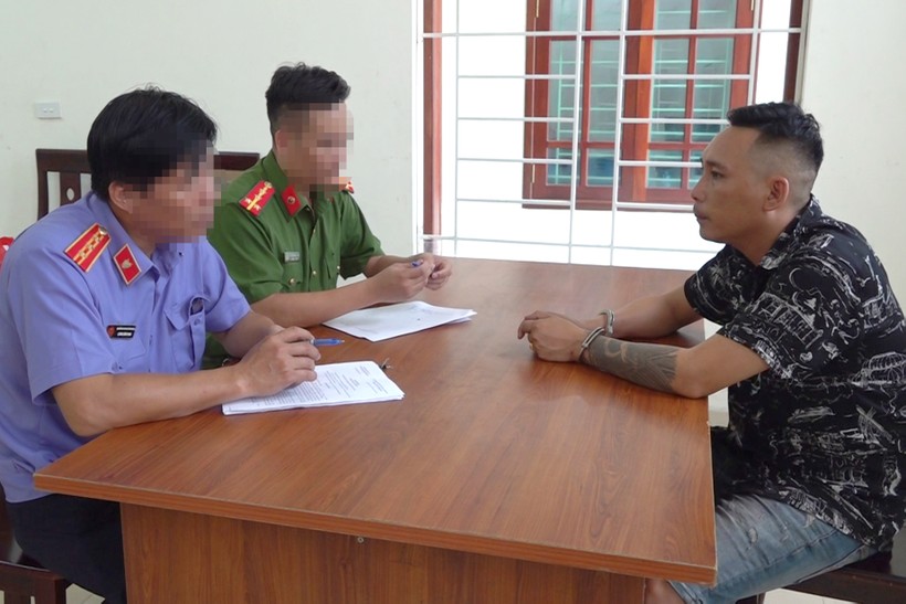 Bắt 18 đối tượng đ&aacute;nh bạc lưu động, thu nhiều xe &ocirc; t&ocirc;- Ảnh 1.